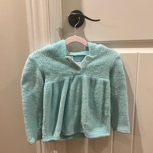 NWOT Carters 2T Fleece Pull-over with Silver Button Detail